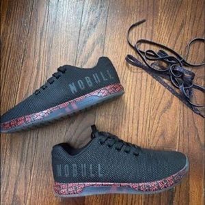 No bull women’s size 6.5 trainers